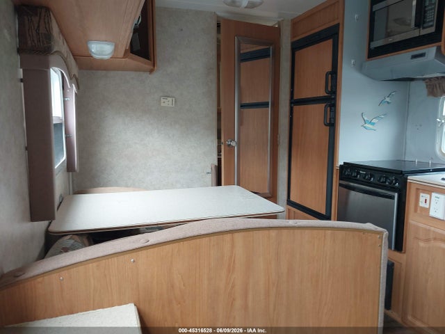 2007 Forest River Surveyor მანქანა იყიდება აუქციონზე, vin: 4X4TSVA247L010389, აუქციონის ნომერი: 45316528