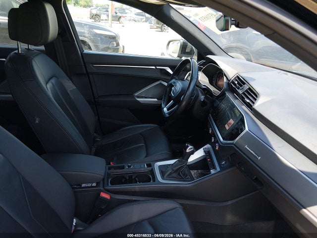 45316533 :رقم المزاد ، WA1DECF37P1113903 vin ، 2023 Audi Q3 Premium 45 Tfsi S Line Quattro Tiptronic مزاد بيع