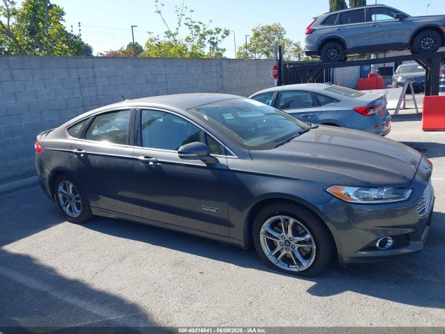 Ford Fusion Energi Titanium 2015 3FA6P0SU1FR105313 Image 13
