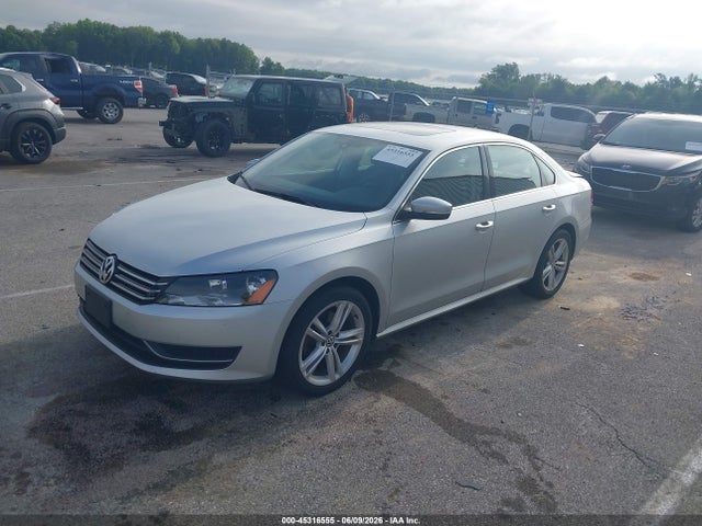 Продаж на аукціоні авто 2014 Volkswagen Passat 1.8t Se, vin: 1VWBT7A36EC040376, номер лоту: 45316555