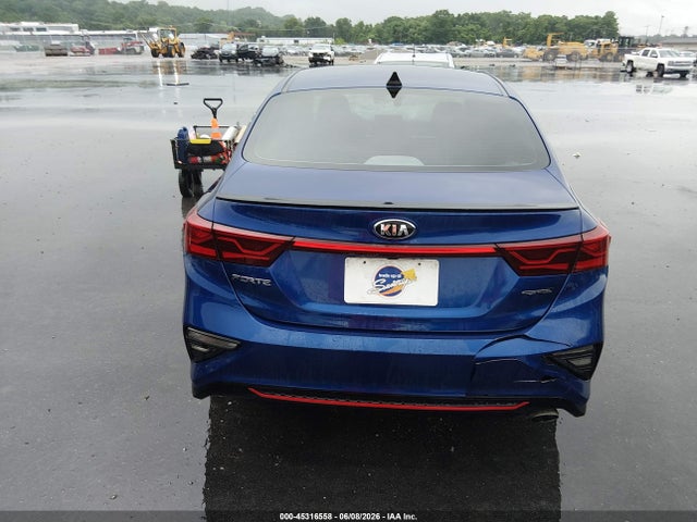 45316558 :رقم المزاد ، 3KPF34ADXME400865 vin ، 2021 Kia Forte Gt-line مزاد بيع