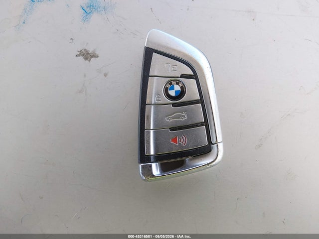 WBA7U2C02MCG00078 BMW 750i Xdrive