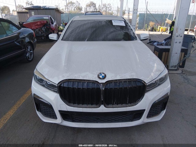 BMW 750i Xdrive 2021 WBA7U2C02MCG00078 Image 13