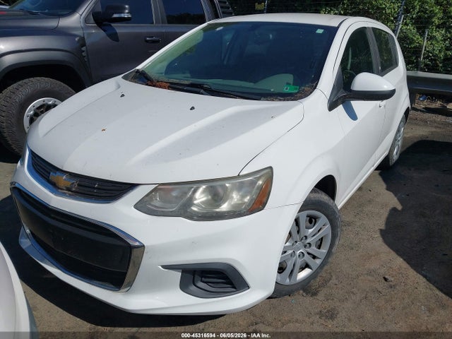 Auction sale of the 2017 Chevrolet Sonic Lt Auto, vin: 1G1JG6SH0H4177361, lot number: 45316594