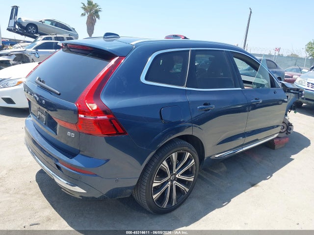 Volvo Xc60 B5 Ultimate Bright Theme 2023 YV4L12DA9P1363908 Image 4