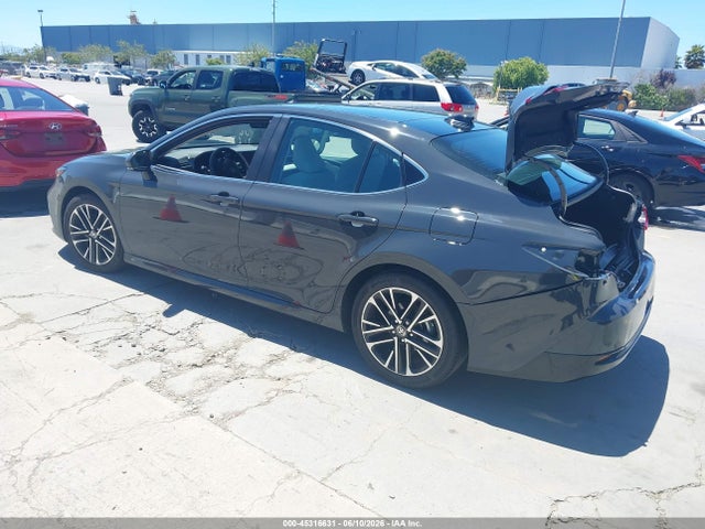 Toyota CAMRY XLE 2025 4T1DAACK4SU072733 Image 3