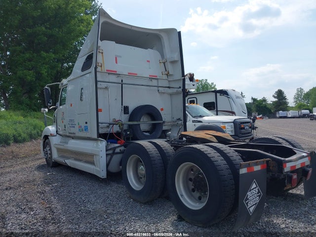 45316633 :رقم المزاد ، 5KJJBHDR1KLKL9647 vin ، 2019 Western Star 5700 Xe Set Back Axle W/sleeper مزاد بيع