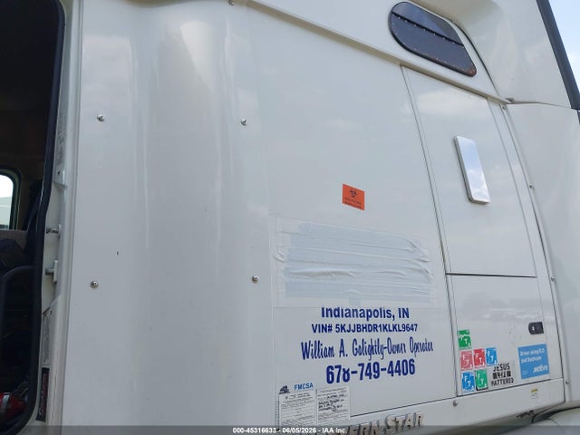 45316633 :رقم المزاد ، 5KJJBHDR1KLKL9647 vin ، 2019 Western Star 5700 Xe Set Back Axle W/sleeper مزاد بيع