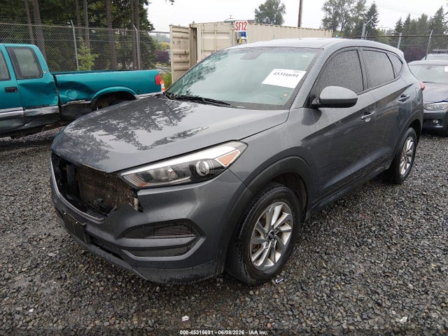 Hyundai TUCSON SE 2018 KM8J2CA40JU764194 Image 2