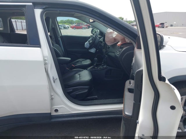 Jeep Compass Limited 4x4 2019 3C4NJDCB1KT733624 Image 5