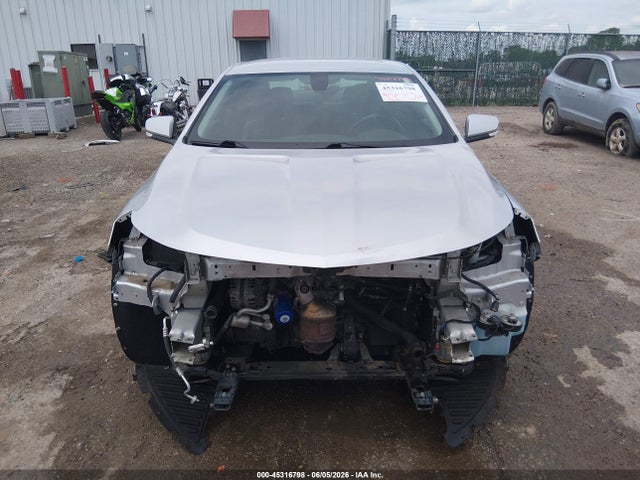 Chevrolet IMPALA 1LT 2018 2G1105S38J9112019 Image 12