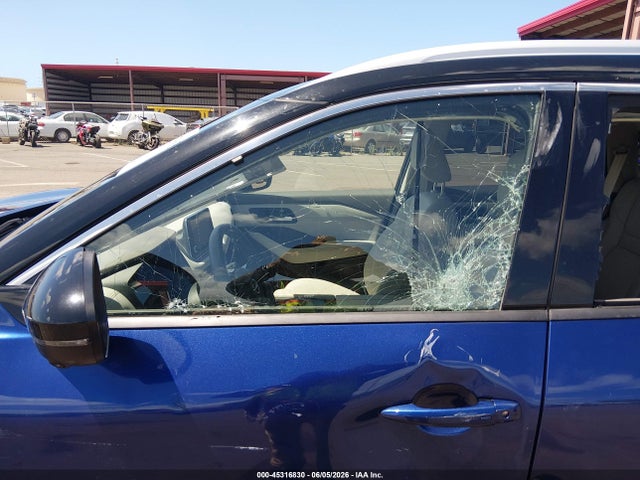 45316830 :رقم المزاد ، JN8BT3CA1NW042014 vin ، 2022 Nissan Rogue Sl Fwd مزاد بيع