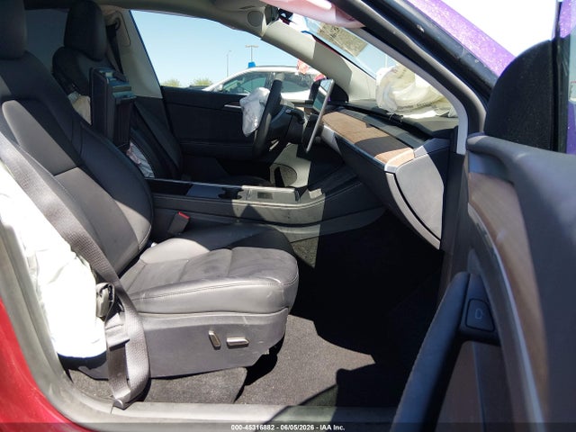 45316882 :رقم المزاد ، 7SAYGDEF4RF158975 vin ، 2024 Tesla Model Y Performance Dual Motor All-wheel Drive مزاد بيع