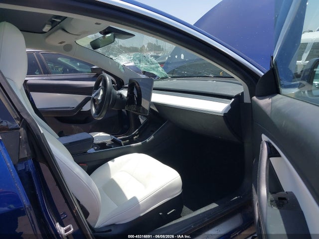 Продажа на аукционе авто 2020 Tesla Model 3, vin: 5YJ3E1EA1LF615149, номер лота: 45316891