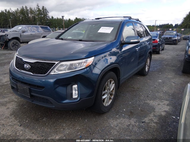 KIA SORENTO LX 2014 5XYKT4A62EG446243 Image 2