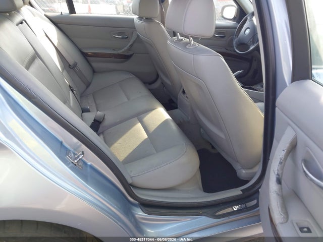 45317044 :رقم المزاد ، WBAPH7G5XANM48815 vin ، 2010 Bmw 328i مزاد بيع