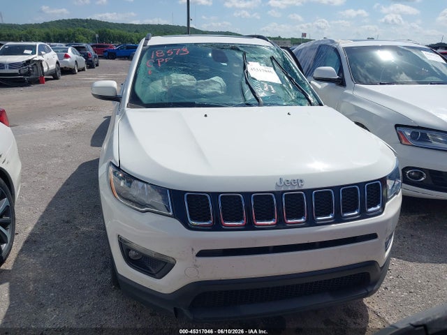 2020 Jeep Compass Sun And Wheel Fwd მანქანა იყიდება აუქციონზე, vin: 3C4NJCBB9LT206007, აუქციონის ნომერი: 45317046