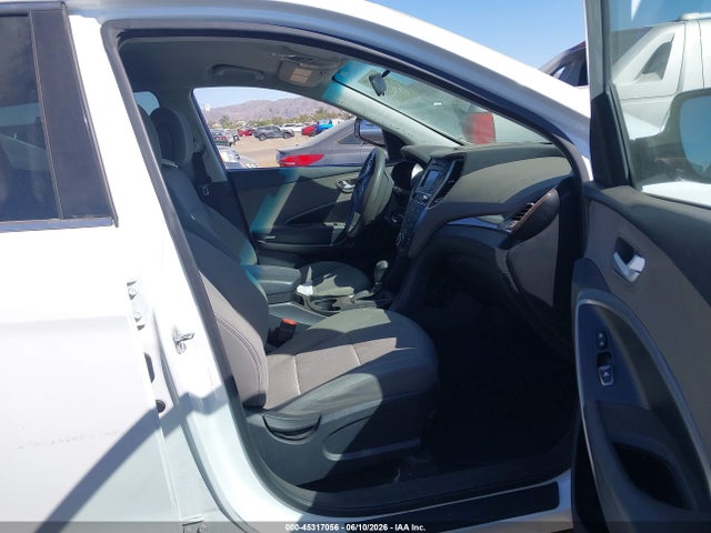Продаж на аукціоні авто 2017 Hyundai Santa Fe Sport 2.4l, vin: 5XYZT3LB4HG419729, номер лоту: 45317056