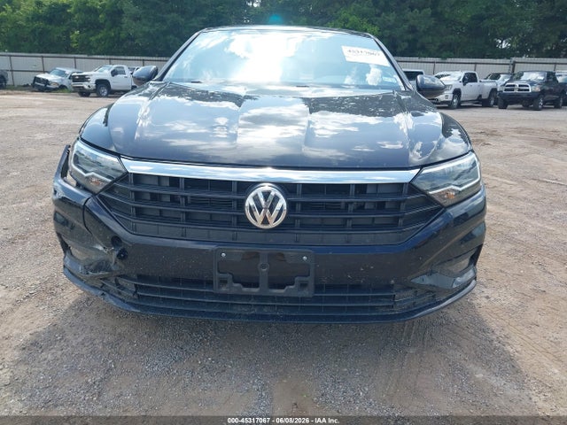 45317067 :رقم المزاد ، 3VWC57BUXMM089275 vin ، 2021 Volkswagen Jetta مزاد بيع