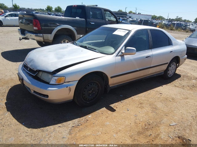 1997 Honda Accord Lx მანქანა იყიდება აუქციონზე, vin: JHMCD5638VC004219, აუქციონის ნომერი: 45317100