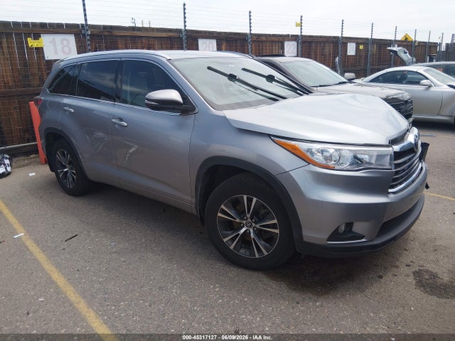 2016 Toyota Highlander Xle V6 მანქანა იყიდება აუქციონზე, vin: 5TDJKRFHXGS352316, აუქციონის ნომერი: 45317127