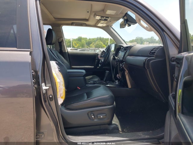 2021 Toyota 4runner Nightshade Special Edition მანქანა იყიდება აუქციონზე, vin: JTEJU5JRXM5876484, აუქციონის ნომერი: 45317142