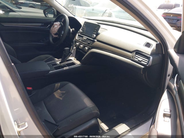 1HGCV1F11KA069072 Honda ACCORD LX