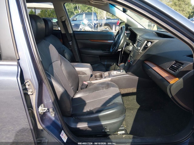 Продажа на аукционе авто 2014 Subaru Outback 2.5i Limited, vin: 4S4BRBLC4E3244008, номер лота: 45317226