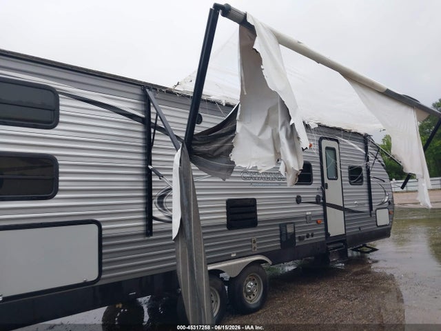 Coachmen Catalina 2016 5ZT2CAUB2GA022618 Image 18