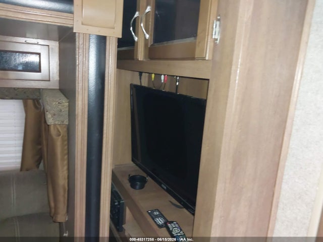 Coachmen Catalina 2016 5ZT2CAUB2GA022618 Image 14