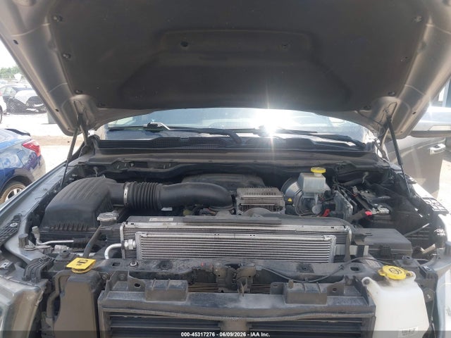 45317276 :رقم المزاد ، 1C6RREJT3MN690457 vin ، 2021 Ram 1500 Laramie  4x2 5'7 Box مزاد بيع