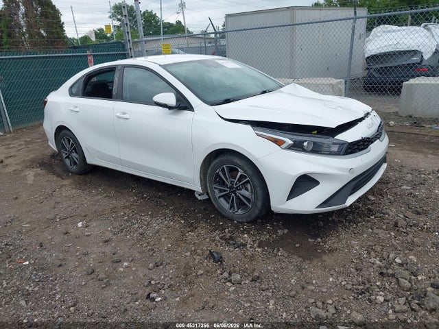 45317356 :رقم المزاد ، 3KPF24AD2PE621738 vin ، 2023 Kia Forte Lxs مزاد بيع