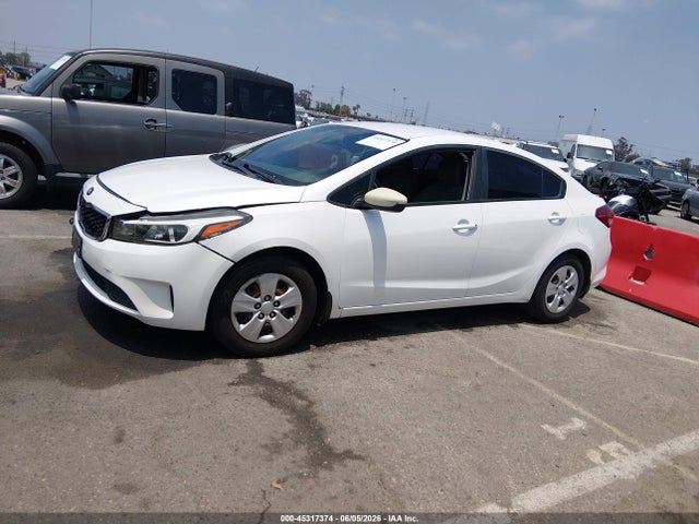 KIA FORTE LX 2018 3KPFL4A74JE220948 Image 14