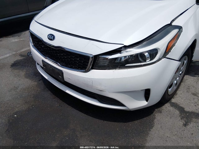 KIA FORTE LX 2018 3KPFL4A74JE220948 Image 6