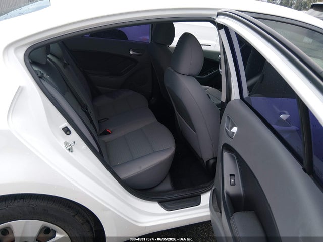 KIA FORTE LX 2018 3KPFL4A74JE220948 Image 8