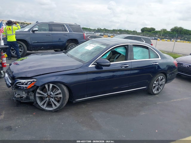 2019 Mercedes-benz C 300 მანქანა იყიდება აუქციონზე, vin: 55SWF8DBXKU291080, აუქციონის ნომერი: 45317399
