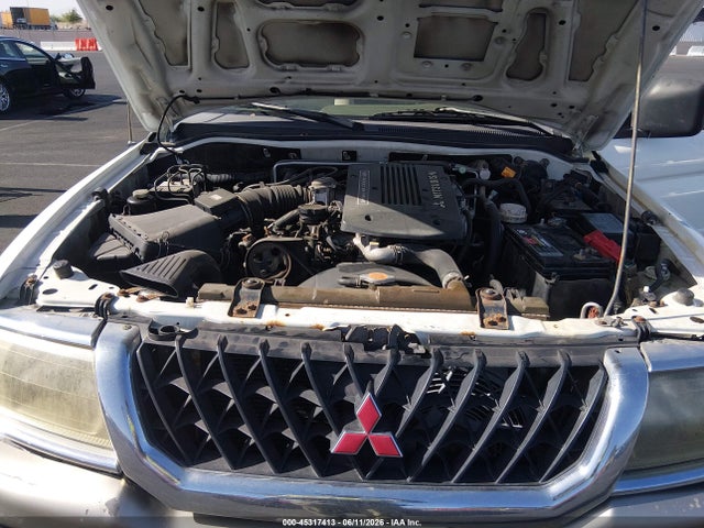 Auction sale of the 2000 Mitsubishi Montero Sport Ls/xls, vin: JA4MT31H7YP033895, lot number: 45317413