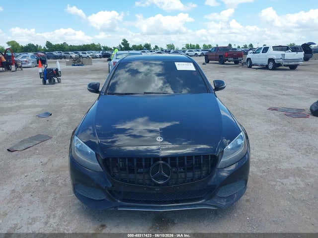 2018 Mercedes-benz C 300 მანქანა იყიდება აუქციონზე, vin: WDDWF4JB0JR422806, აუქციონის ნომერი: 45317423