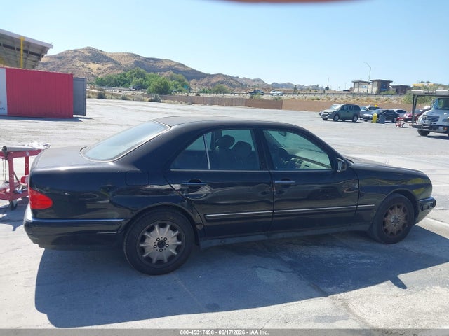Продажа на аукционе авто 1999 Mercedes-benz E 320, vin: WDBJF65H0XA899126, номер лота: 45317498