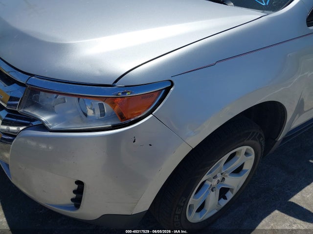 2FMDK3G92EBA47565 Ford EDGE SE