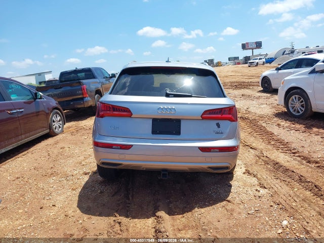 Продаж на аукціоні авто 2018 Audi Q5 2.0t Premium, vin: WA1ANAFY3J2083920, номер лоту: 45317549