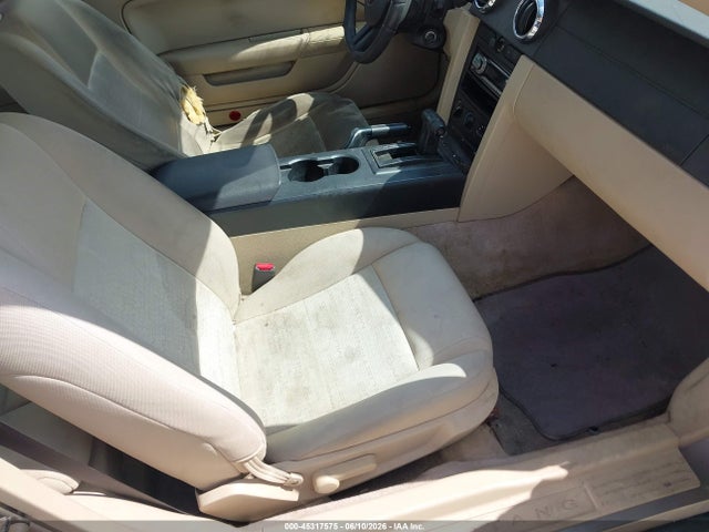Продажа на аукционе авто 2005 Ford Mustang V6 Deluxe/v6 Premium, vin: 1ZVFT80N355201670, номер лота: 45317575