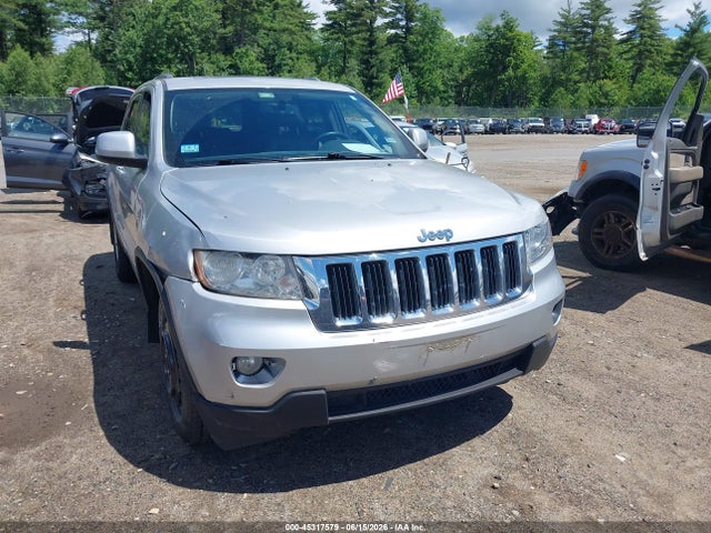 2011 Jeep Grand Cherokee Laredo მანქანა იყიდება აუქციონზე, vin: 1J4RR4GGXBC717704, აუქციონის ნომერი: 45317579