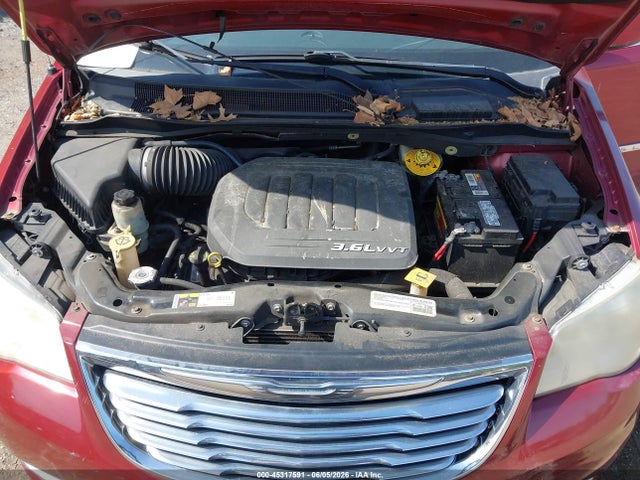 Продажа на аукционе авто 2015 Chrysler Town & Country Touring, vin: 2C4RC1BG6FR534214, номер лота: 45317591