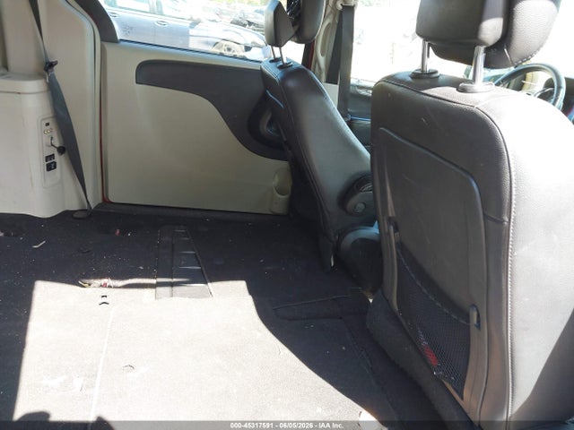 Продажа на аукционе авто 2015 Chrysler Town & Country Touring, vin: 2C4RC1BG6FR534214, номер лота: 45317591