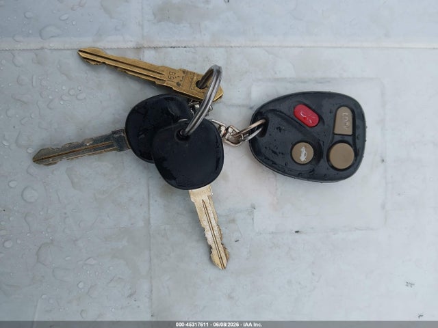 45317611 :رقم المزاد ، 1GKDT13W6Y2140363 vin ، 2000 Gmc Jimmy Slt مزاد بيع