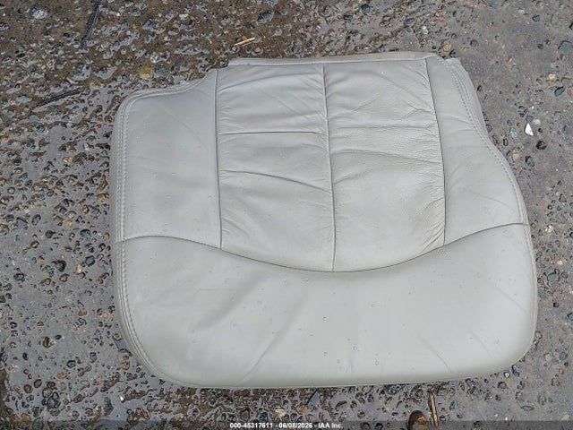 45317611 :رقم المزاد ، 1GKDT13W6Y2140363 vin ، 2000 Gmc Jimmy Slt مزاد بيع