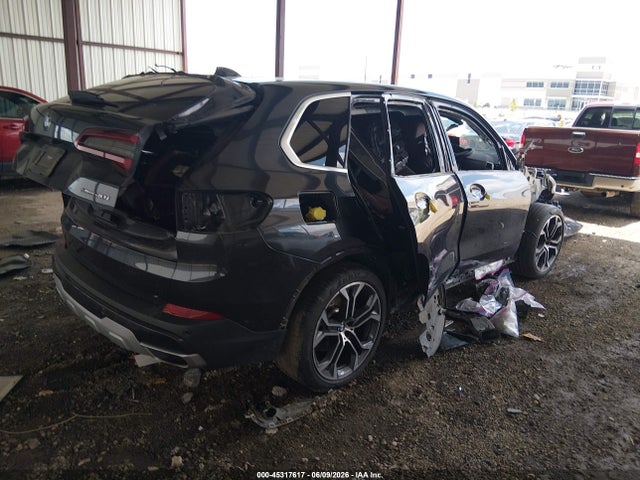 45317617 :رقم المزاد ، 5UXCR6C0XN9M48667 vin ، 2022 Bmw X5 Xdrive40i مزاد بيع