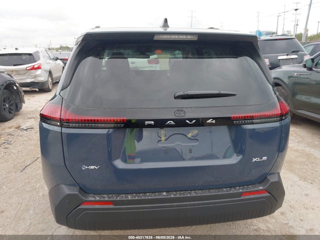 2T36DRBV4TW010865 Toyota Rav4 Xle Premium