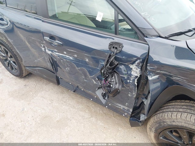 2T36DRBV4TW010865 Toyota Rav4 Xle Premium